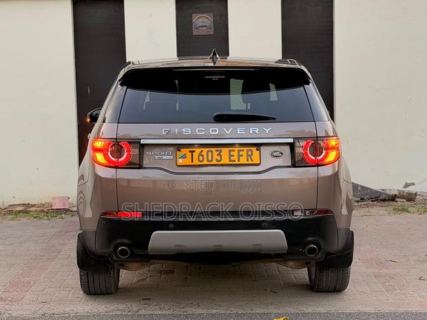 Land Rover Discovery 2017 Beige