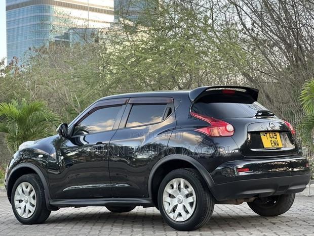Nissan Juke 2012 Black