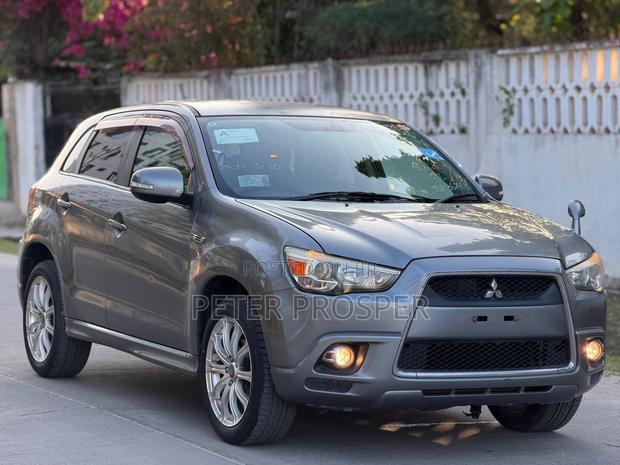 Mitsubishi RVR 2010 Gray