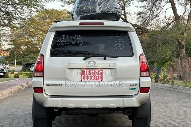 Toyota Hilux Surf 2006 White