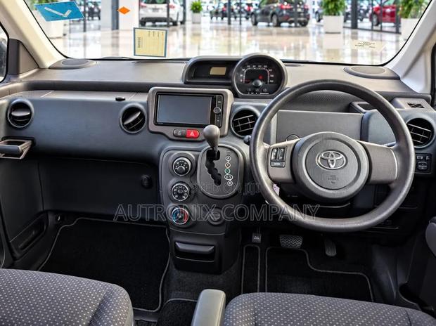 Toyota Porte 1.5 AWD 2013 White