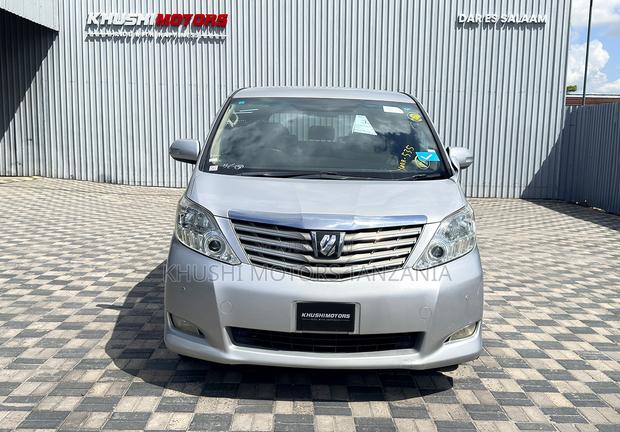 Toyota Alphard 2009