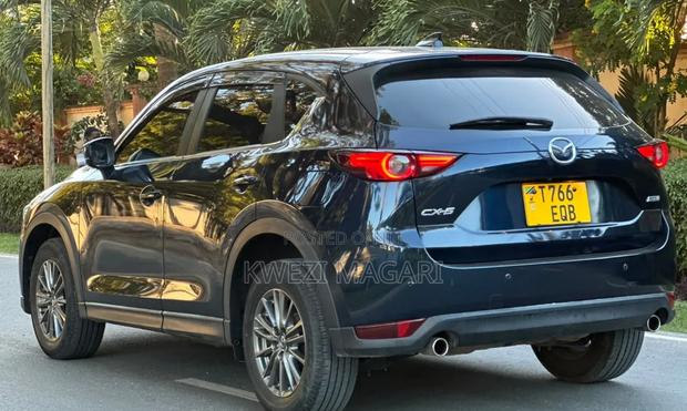 Mazda CX-5 2017 Blue