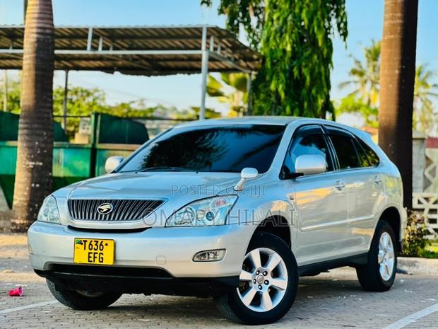 Toyota Harrier 2005 Silver