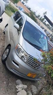 Toyota Alphard 2005 Silver for sale