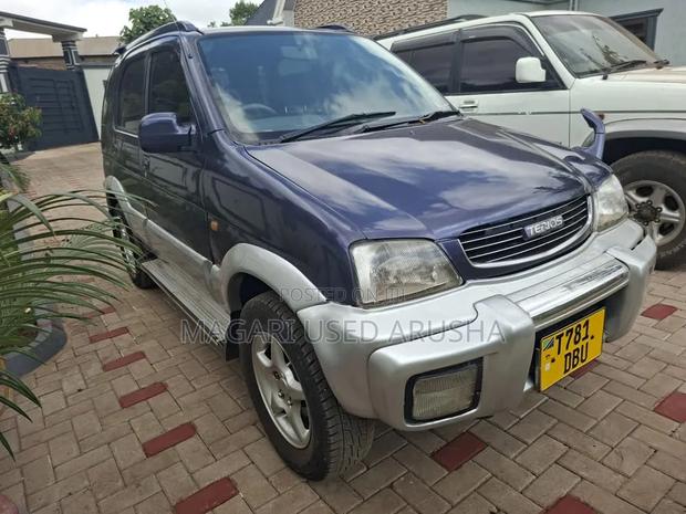 Toyota Cami 2005 Blue