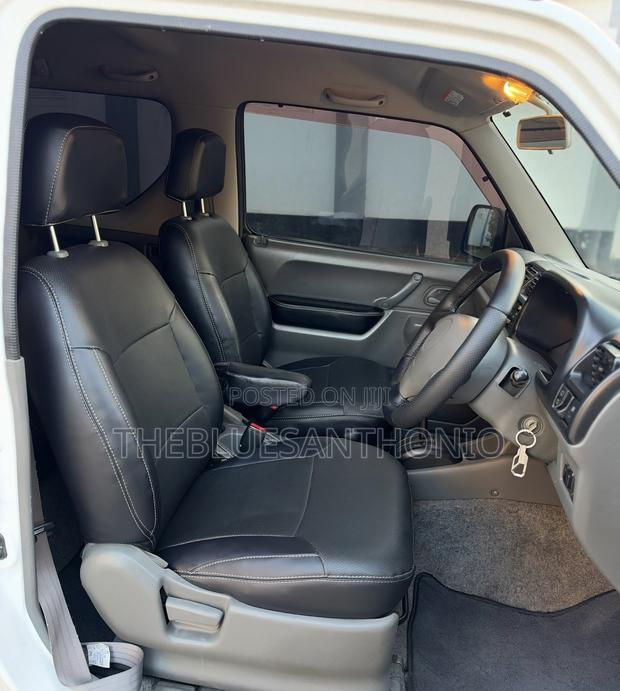 Suzuki Jimny Cabriolet Automatic 2001 White