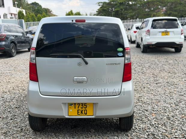 Suzuki Wagon R 2014 Silver