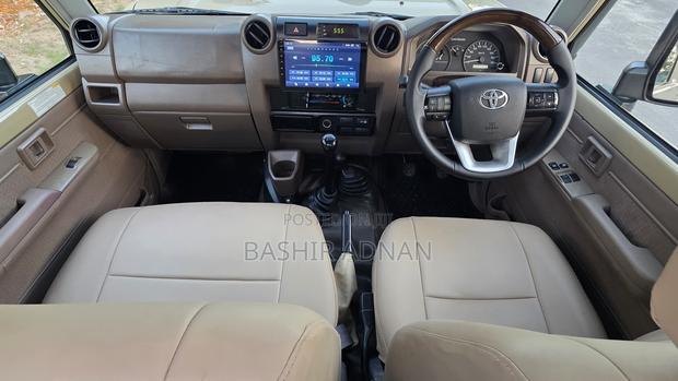 Toyota Land Cruiser 2026 Beige
