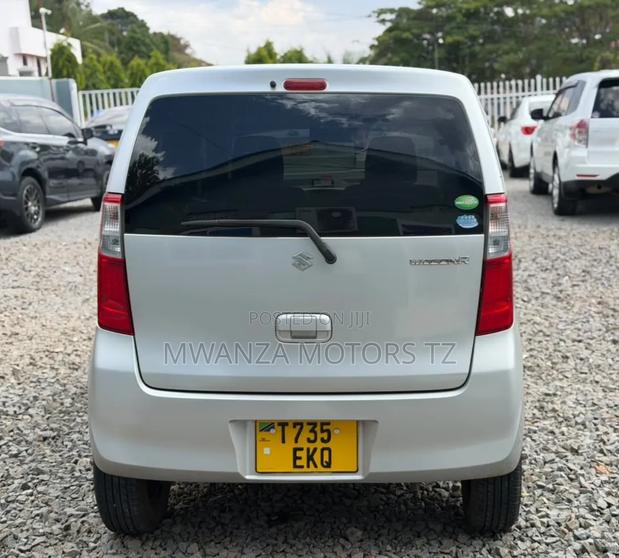 Suzuki Wagon R 2014 Silver