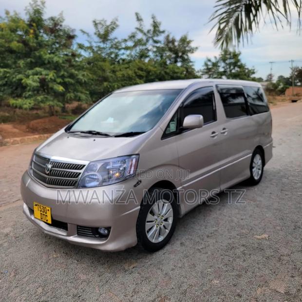 Toyota Alphard 2004 Gray