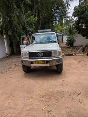Toyota Land Cruiser 2016 White for sale