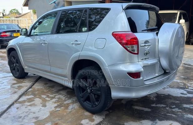 Toyota RAV4 2008 Silver