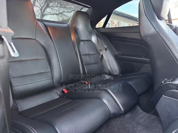 Mercedes-Benz E250 2015 Gold