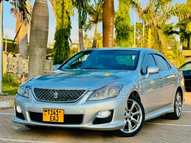 Toyota Crown 2008 Silver