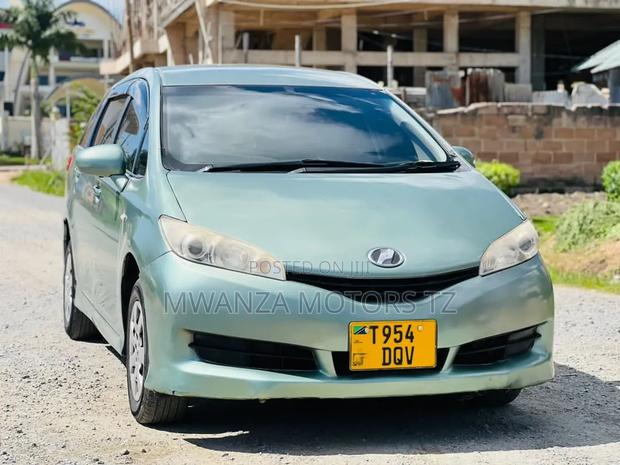Toyota Wish 2009 Gray