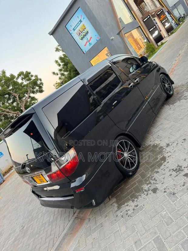 Toyota Alphard 2006 Black