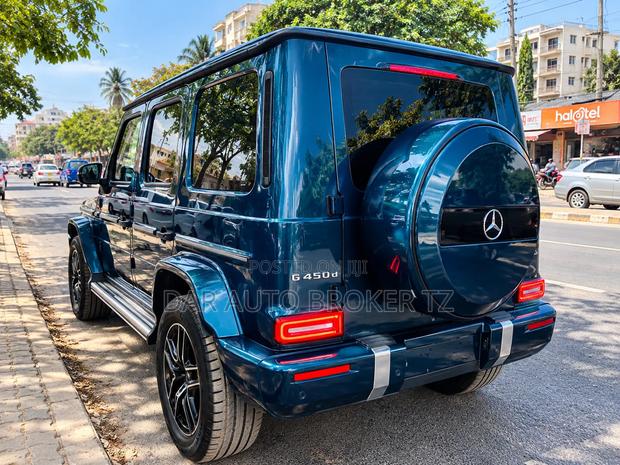 Mercedes-Benz G-Class 2025 Green