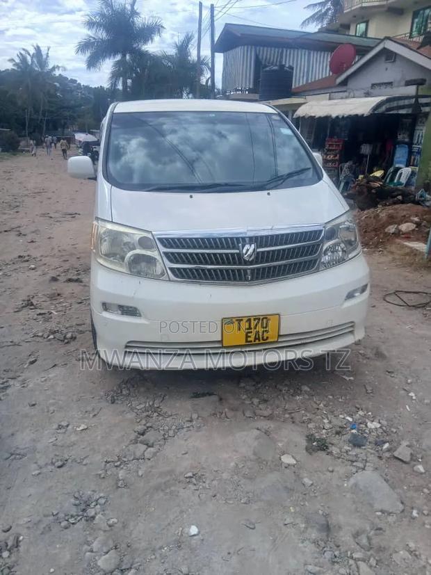 Toyota Alphard 2003 White