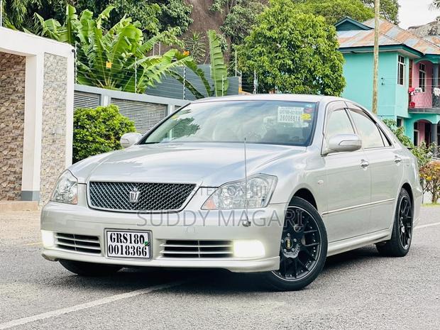 Toyota Crown 2007 Silver
