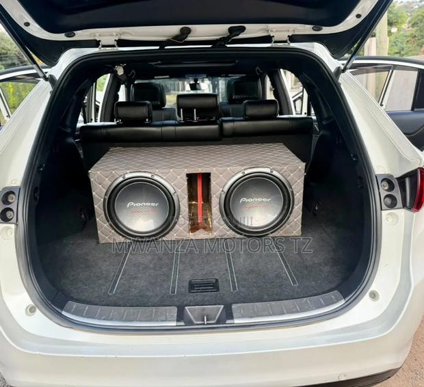 Toyota Harrier 2015 Off white
