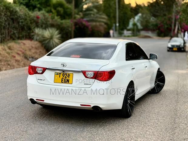 Toyota Mark X 2011 White