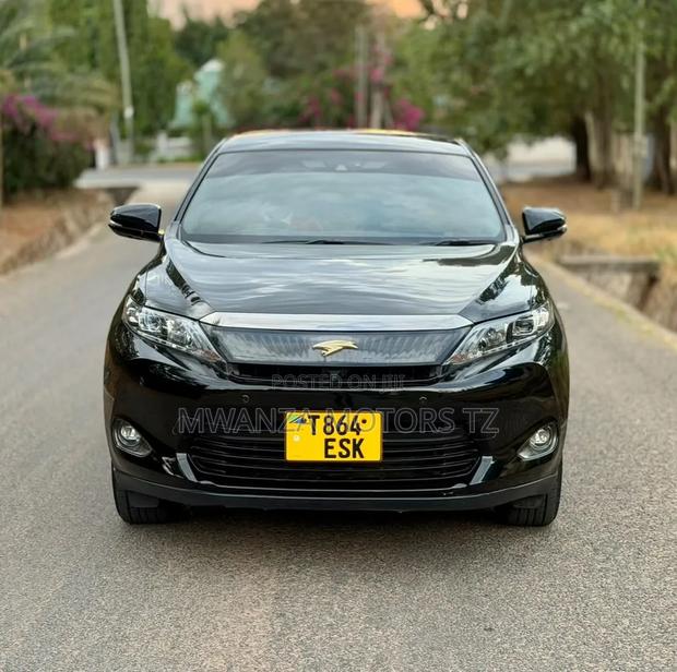 Toyota Harrier 2017 Matt Black