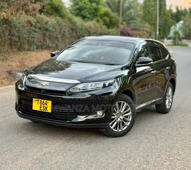 Toyota Harrier 2017 Matt Black