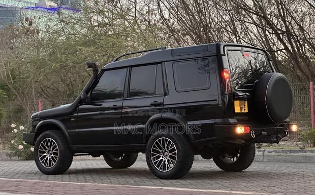 Land Rover Discovery 2004 Black