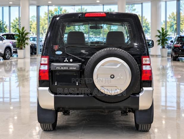 Mitsubishi Pajero 2004 Black