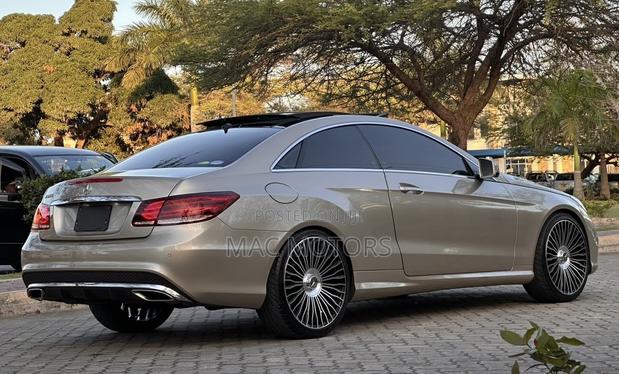 Mercedes-Benz E250 2015 Beige