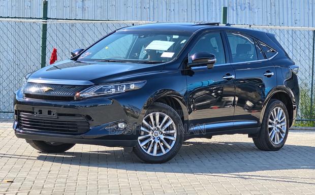 Toyota Harrier 2.0 2016 Blue