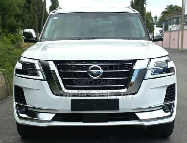 Nissan Patrol 2015 White