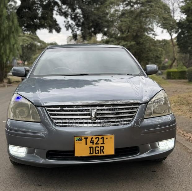 Toyota Premio 2004 Gray