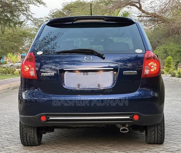 Mazda Verisa 2008 Blue