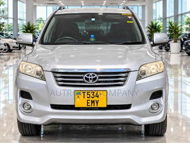 Toyota Vanguard 2008 Silver