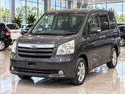 Toyota Noah 2.0 143hp AWD (7 Seater) 2007 Gray for sale