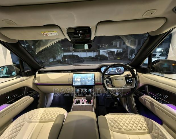Land Rover Range Rover Vogue 2024 Black