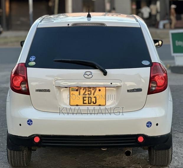 Mazda AZ 2005 White