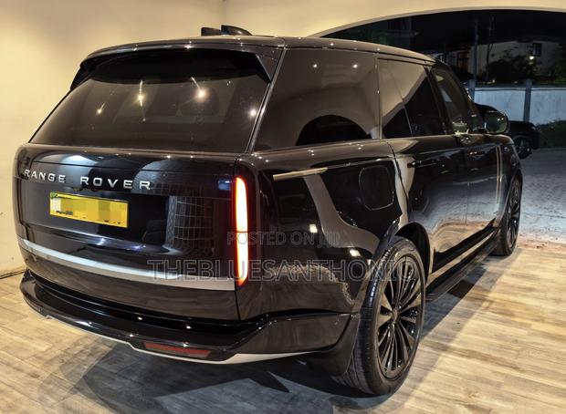Land Rover Range Rover Vogue 2024 Black