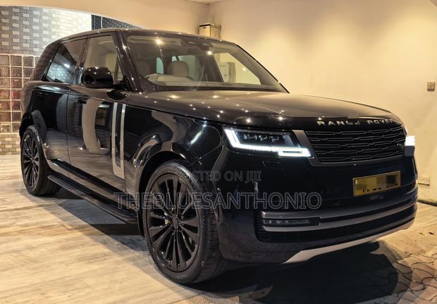 Land Rover Range Rover Vogue 2024 Black