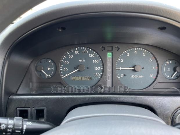 Toyota Corona Premio 2000 White