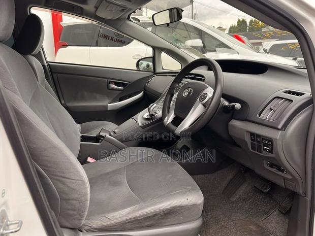 Toyota Prius 2009 White