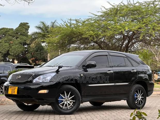 Toyota Land Cruiser 2024 Black