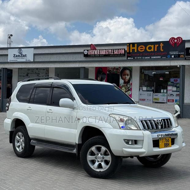 Toyota Land Cruiser Prado 2003 White