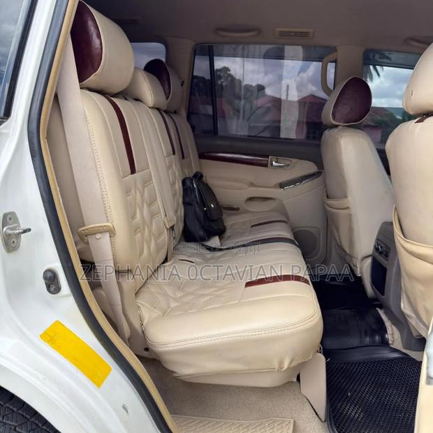 Toyota Land Cruiser Prado 2003 White