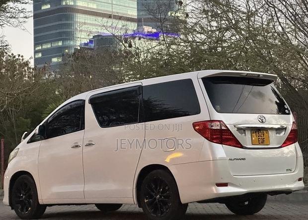 Toyota Alphard 2007 White