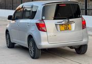 Toyota Ractis 2007 Silver for sale