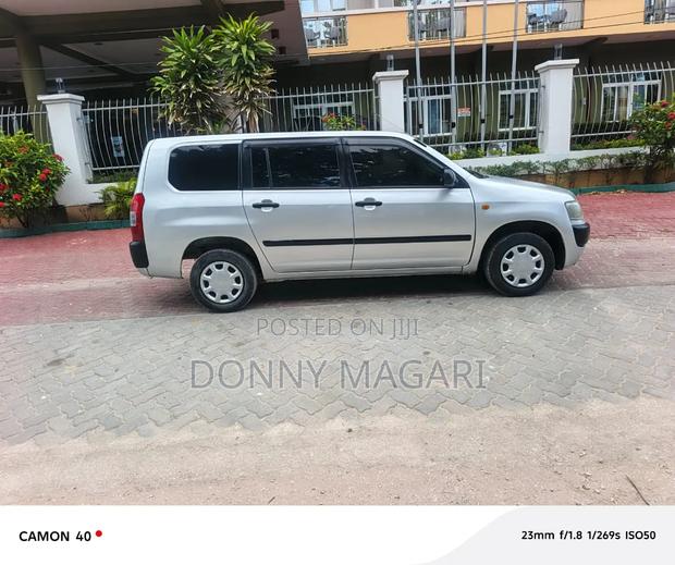 Toyota Probox 2005 Silver