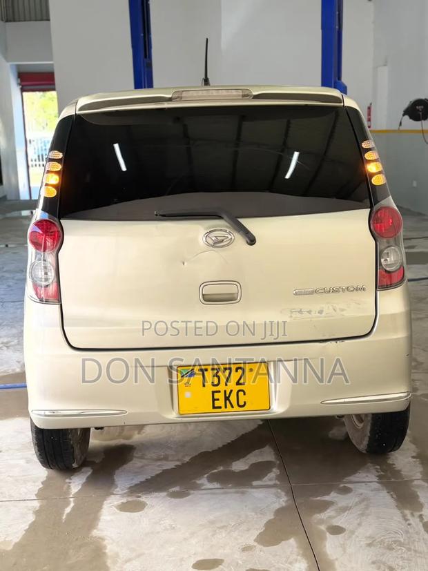 Daihatsu Mira 2012 Silver